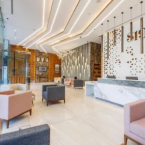 S19 Hotel-al Jaddaf Metro Station Отель